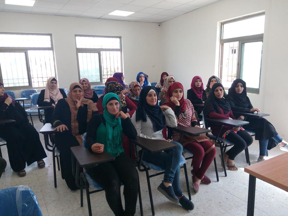 جمعية المرأة العاملة للتنمية  تعقد ورشة عمل بعنوان "دور النساء في المصالحة والمشاركة في الانتخابات"